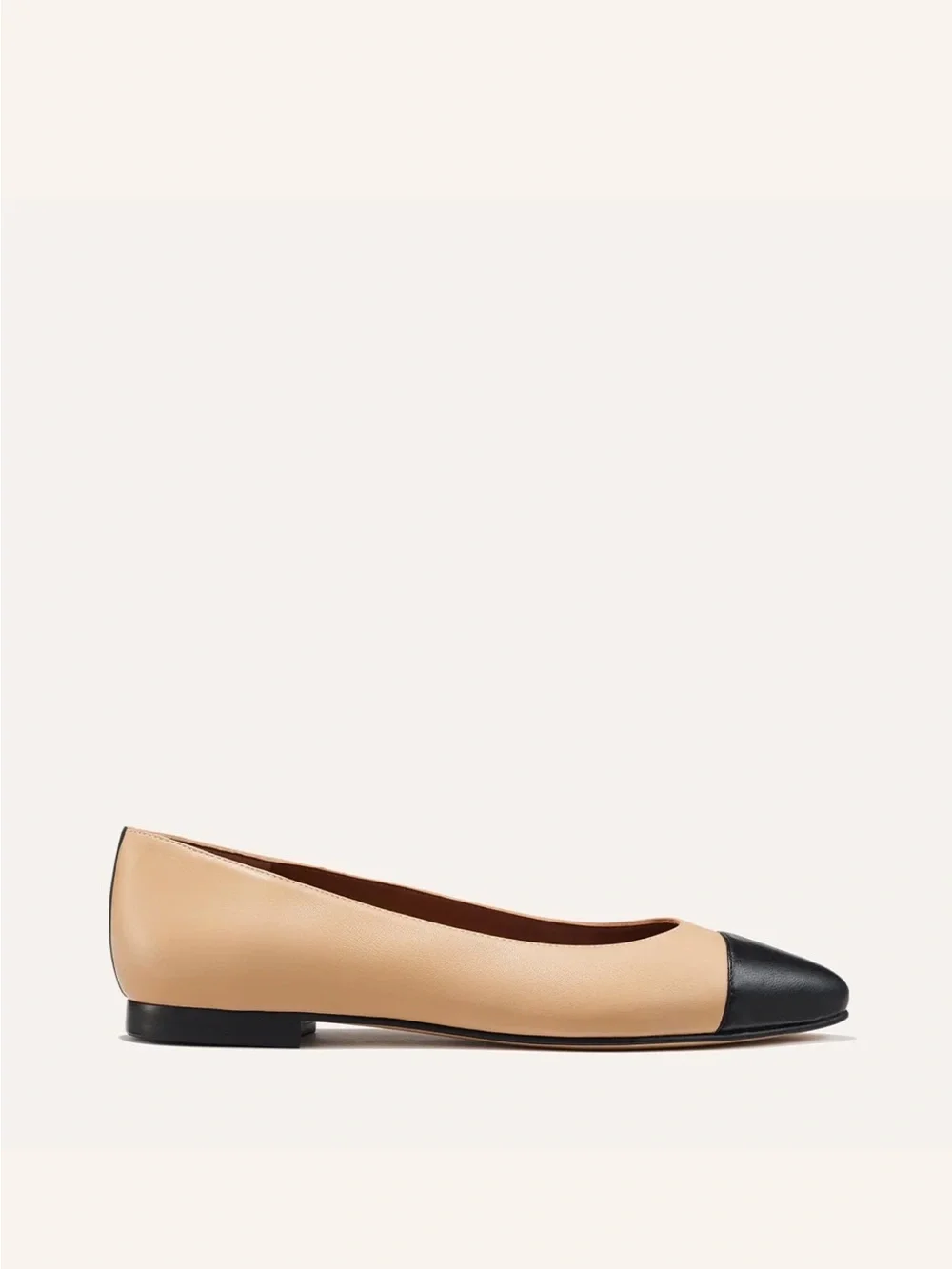 MARGAUX  THE POINTE FLATS